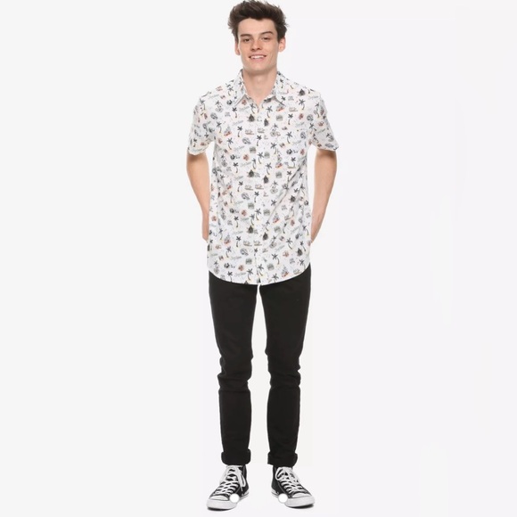 Our Universe Star Wars Vacation Woven Button-Up Hawaiian Shirt - Picture 3 of 13